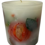 Candela con flores naranjas y cafés incrustadas ip artistic candles